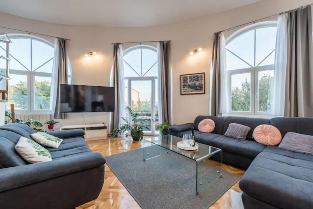 Appartamento Anic House Zara Esterno foto