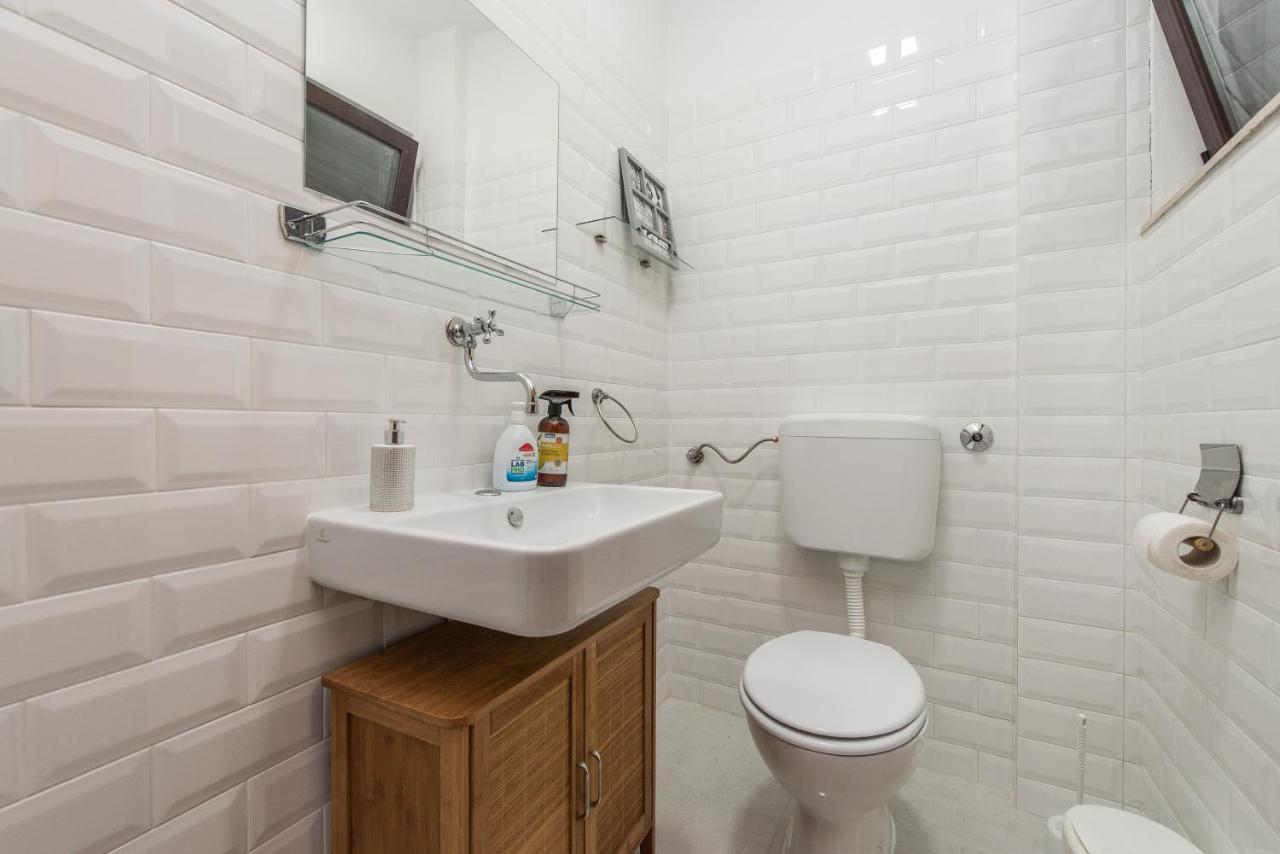 Appartamento Anic House Zara Esterno foto