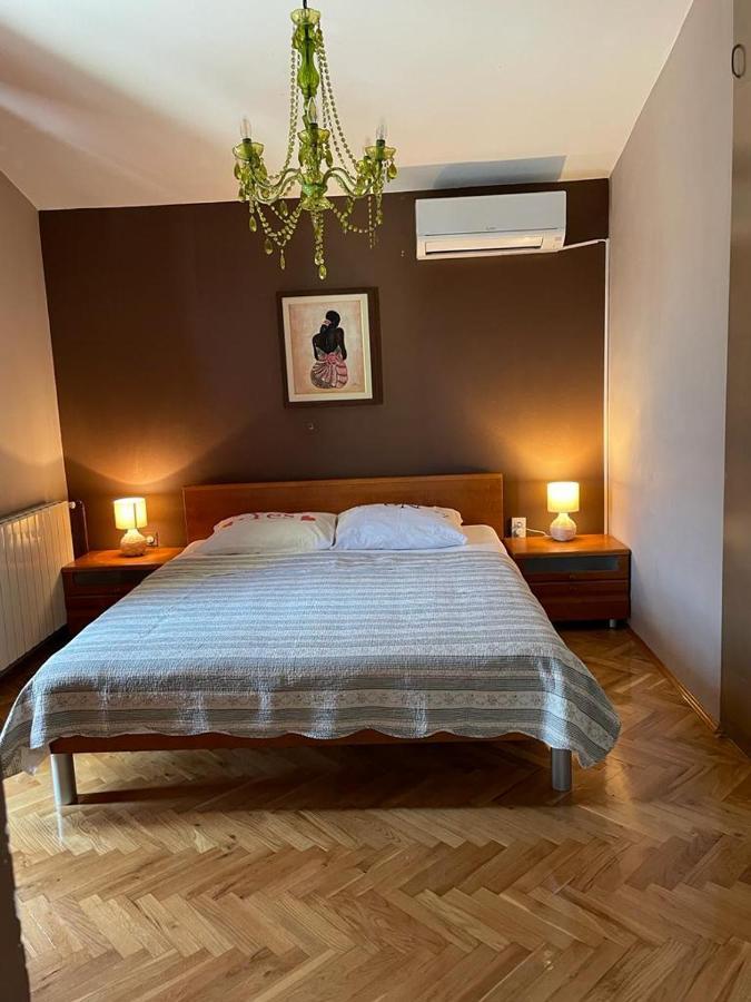 Appartamento Anic House Zara Esterno foto